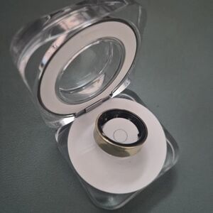 Samsung Gold Size 8 Smart Ring